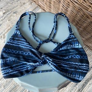 L Space Bikini Top Sz L